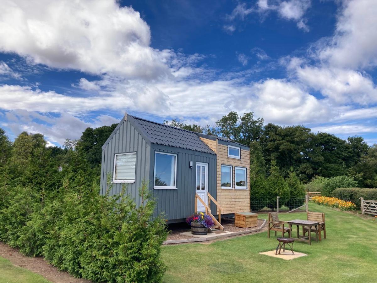 The Cedar Tiny House Villa Coldingham Exterior photo